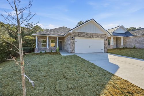 111 Spooner Street, DeFuniak Springs, FL, 32433 | Card Image