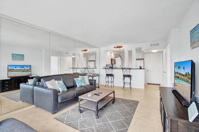 APT-11E - 6000 N Ocean Blvd, Condo with 1 bedrooms, 2 bathrooms and null parking in Lauderdale By The Sea FL | Image 8