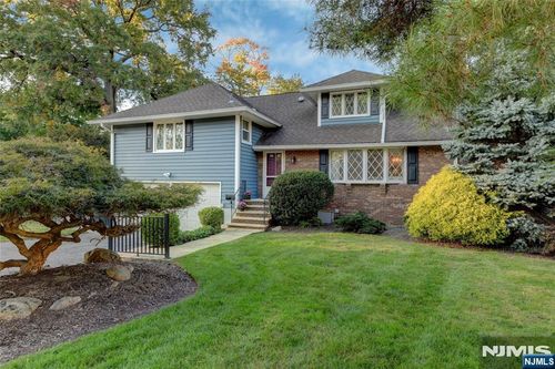 25 Morningside, Little Falls, NJ, 07424 | Card Image