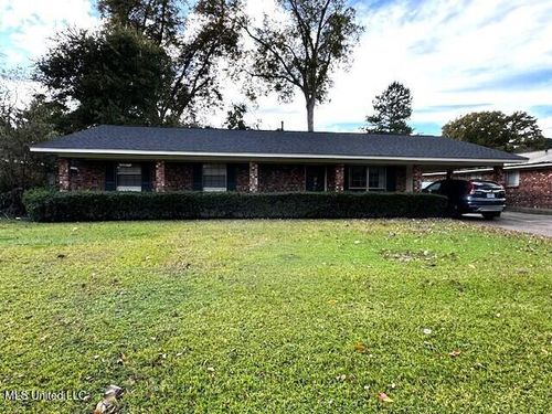 312 Margaret Ave, Natchez, MS, 39120-4326 | Card Image