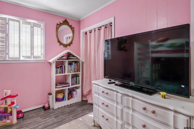 614 Maple Ave, House other with 4 bedrooms, 2 bathrooms and null parking in Cushing TX | Image 21