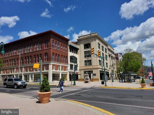 fl-3rd-501 N 5th St, READING, PA, 19601-3011 | Card Image