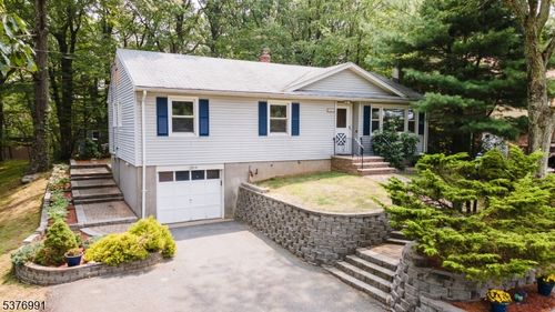 131 Valley View Dr, Rockaway, NJ, 07866-1508 | Card Image