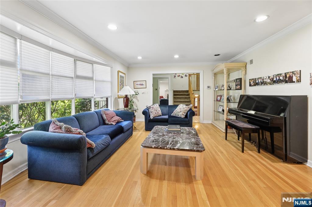 Residential in Teaneck 4