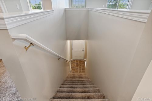 22009 Fairlane Blvd, Woodhaven, MI, 48183-1691 | Card Image