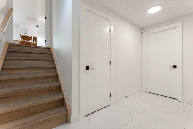72 Edforth Cres Nw, House other with 5 bedrooms, 3 bathrooms and 4 parking in Calgary AB | Image 33