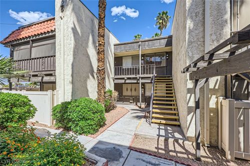 22-1420 Vegas Valley Dr, Las Vegas, NV, 89169-2263 | Card Image