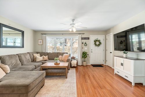 36 Eastern Ave, Gloucester, MA, 01930-3004 | Card Image