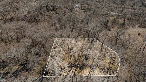 9101 E Norledge Ave, Independence, MO, 64053-1246 | Card Image