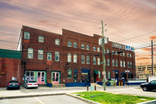 209-501 Madison Ave, Indianapolis, IN, 46225-1179 | Card Image