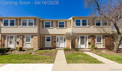 5254 Breeze Hill Pl, Troy, MI, 48098-2721 | Card Image