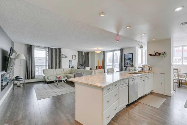 1509 - 738 3rd Avenue Sw, Home with 2 bedrooms, 1 bathrooms and 1 parking in Calgary AB | Image 16