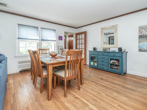 22 Harbor Rd, Port Washington, NY, 11050-2524 | Card Image