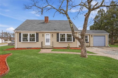 49 Forbes St, Riverside, RI, 02915-1603 | Card Image