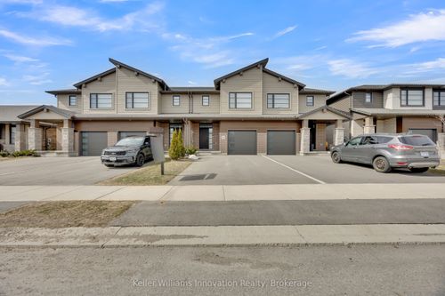 22 Martin St, Tillsonburg, ON, N4G0K8 | Card Image