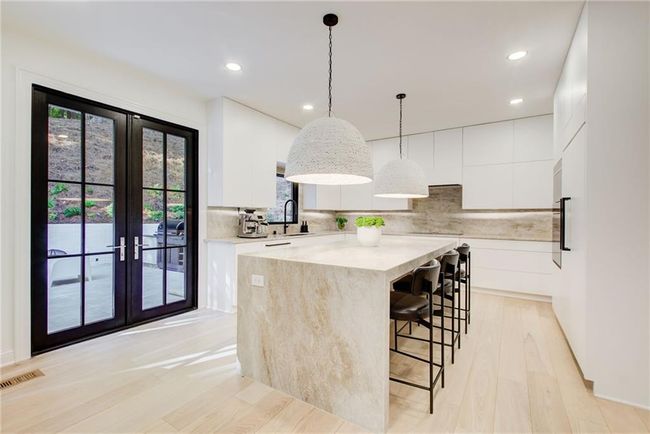 6090 River Chase Cir, House other with 4 bedrooms, 5 bathrooms and 2 parking in Sandy Springs GA | Image 17