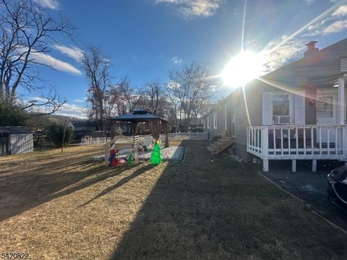 71 Washington Ave, Dover, NJ, 07801-5613 | Card Image