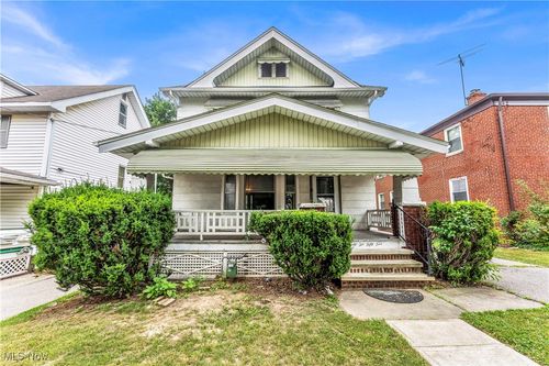 3255 W 115th Street, Cleveland, OH, 44111 | Card Image