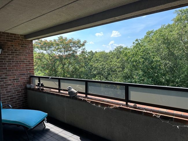 APT-2P - 406 Paradise Rd, Condo with 2 bedrooms, 2 bathrooms and 2 parking in Swampscott MA | Image 16