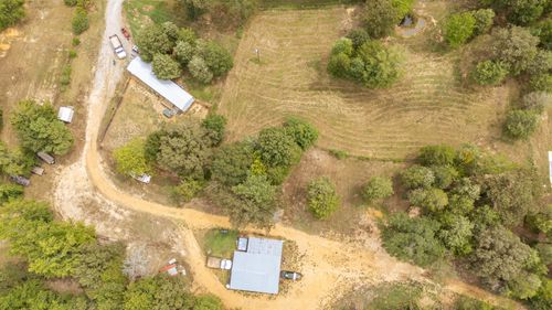 365 Turnbow Ln, Crump, TN, 38327-3401 | Card Image