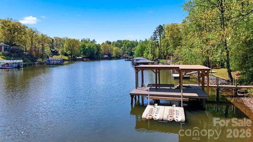 5411 Icard Ridge Rd, Hickory, NC, 28601-8971 | Card Image