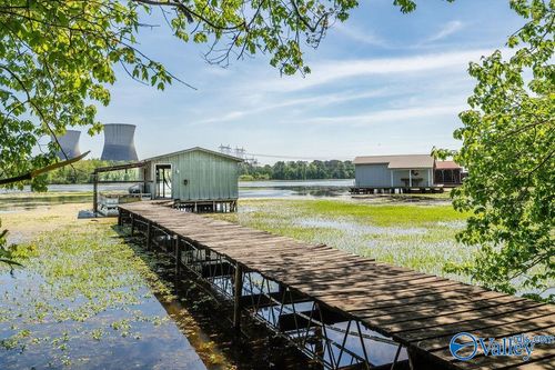 319 River Dr, Hollywood, AL, 35752-6506 | Card Image