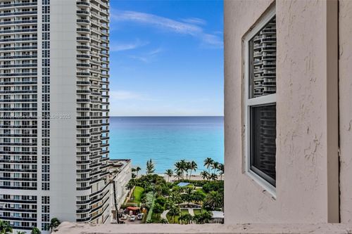 apt-19e-1865 S Ocean Dr, Hallandale Beach, FL, 33009-7606 | Card Image