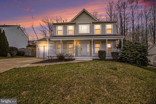 5729 Rhode Island Dr, WOODBRIDGE, VA, 22193-3830 | Card Image