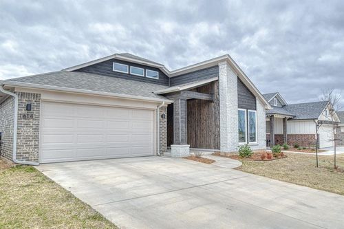 614 Red Cedar Way, Norman, OK, 73069-1309 | Card Image