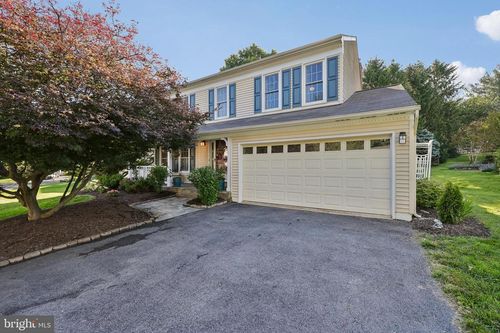 16013 Mills Orchard Dr, North Potomac, MD, 20878-2281 | Card Image
