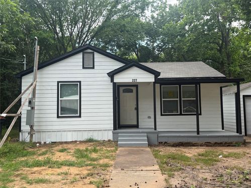 227 24th St Nw, Paris, TX, 75460-3731 | Card Image