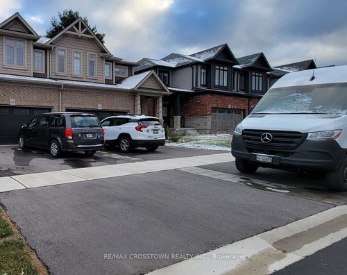 1007 Wright Dr, Midland, ON, L4R0E4 | Card Image