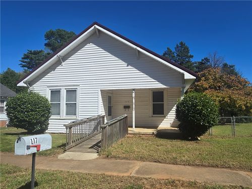 117 Wellington St, Anderson, SC, 29624-4749 | Card Image