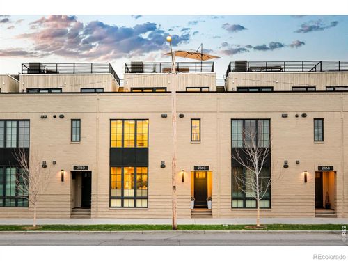 c-2116 Pearl St, Boulder, CO, 80302-4572 | Card Image