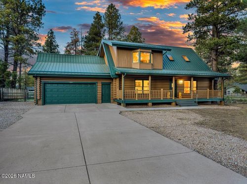 2604 W Brookhollow Dr, Williams, AZ, 86046-9129 | Card Image