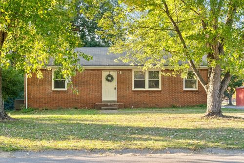 580 Donna Dr, Clarksville, TN, 37042-6041 | Card Image