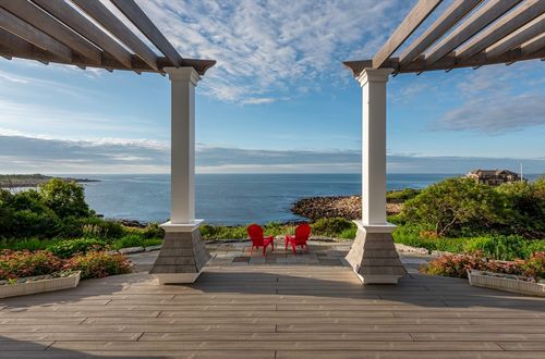 73 Phillips Ave, Rockport, MA, 01966-1044 | Card Image