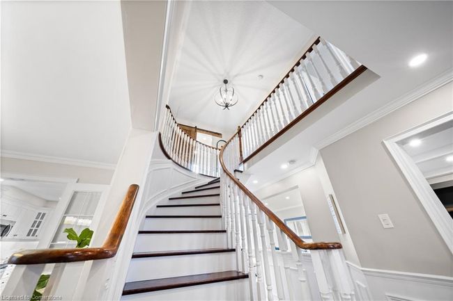 558 Phoebe Cres, House other with 5 bedrooms, 4 bathrooms and 4 parking in Burlington ON | Image 26