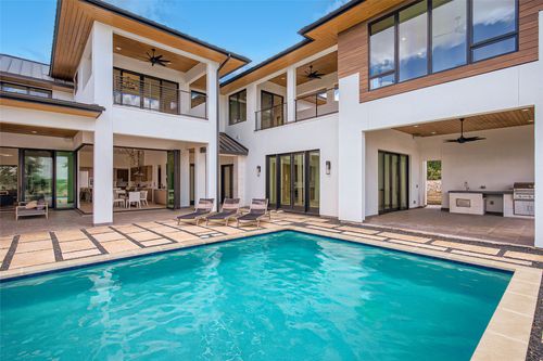 6412 Lantern View Dr, Jonestown, TX, 78645-4581 | Card Image