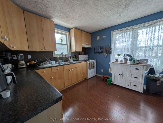 5166 County Rd 9, House other with 2 bedrooms, 1 bathrooms and 4 parking in New Lowell ON | Image 13