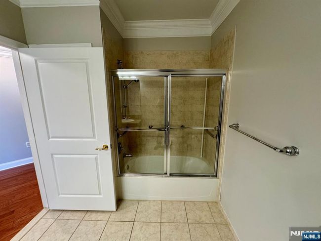 7207 Ravenscroft Rd, Condo with 2 bedrooms, 2 bathrooms and null parking in Clifton NJ | Image 27