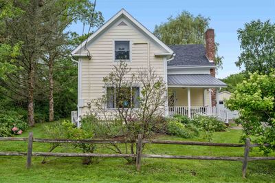 82 Cottage Street, House other with 3 bedrooms, 3 bathrooms and null parking in Morristown VT | Image 2