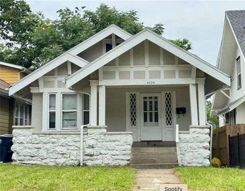 4026 Agnes Ave, Kansas City, MO, 64130-1406 | Card Image