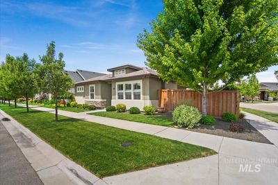 10754 W Mossywood Dr, House other with 3 bedrooms, 2 bathrooms and 2 parking in Boise ID | Image 1