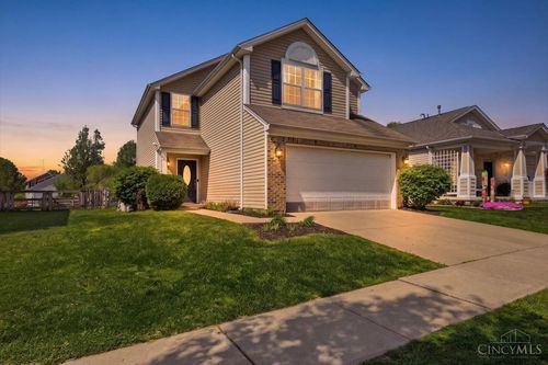 7827 Highbrook Dr, Maineville, OH, 45039-7329 | Card Image