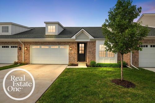 455 Heritage Place, St Clair Shores, MI, 48080 | Card Image