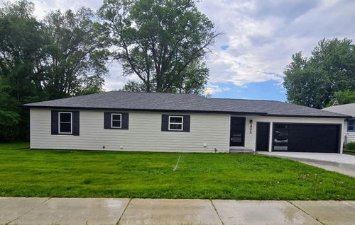 406 8th Ave Sw, Pipestone, MN, 56164-1124 | Card Image