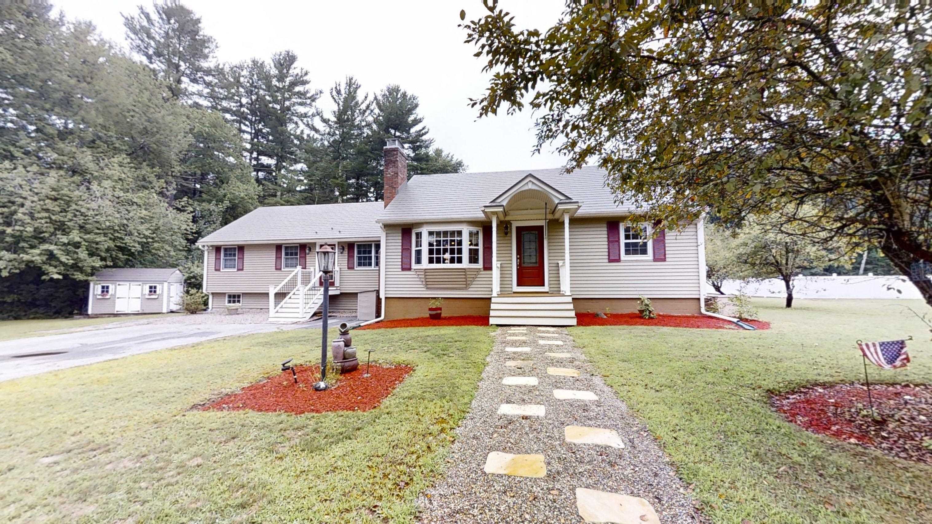 Michelle Ave, Pelham, NH 03076