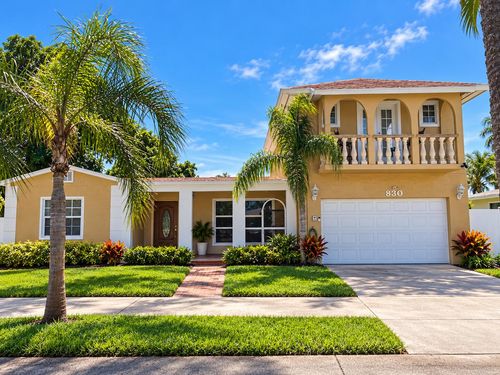 330 Cypress Dr, Lake Park, FL, 33403-3434 | Card Image