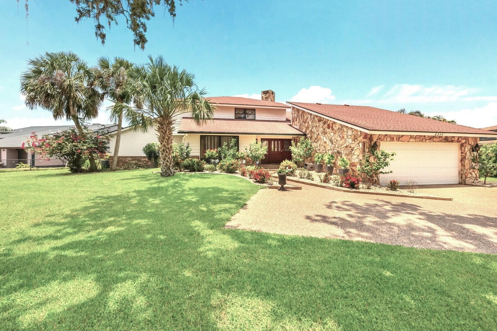 John Donne Cir, Sarasota, FL 34241